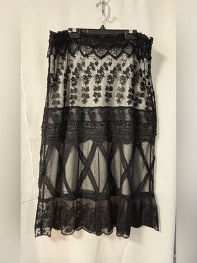 ICE Sheer Lace Skirt. Fully Lined. Size 10.